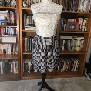 𝅺rachel Roy strapless dress lace detail top striped skirt size xs.nwt